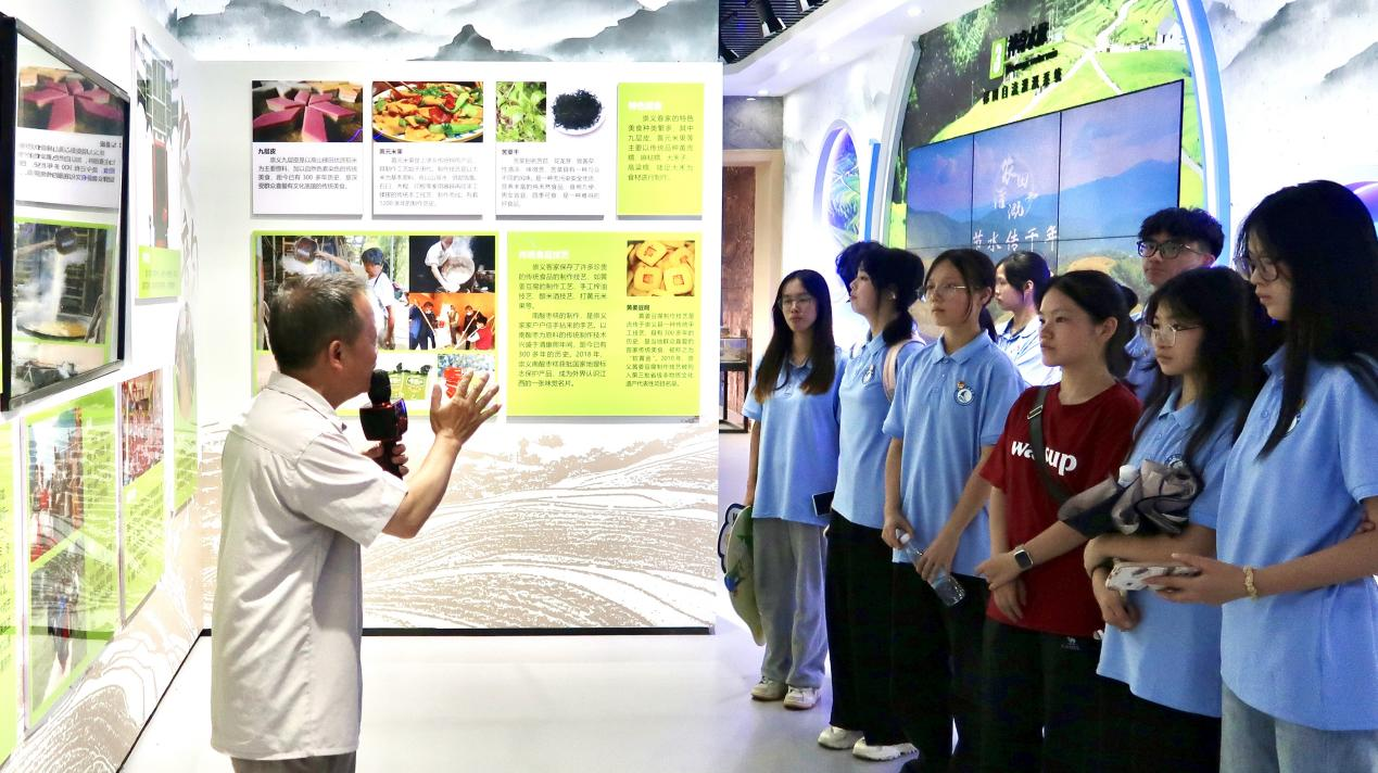 江西理工大学:志愿者“红”入田间 非遗之美实践知_fororder_图片11 江西理工大学:志愿者“红”入田间 非遗之美实践知_fororder_图片11
